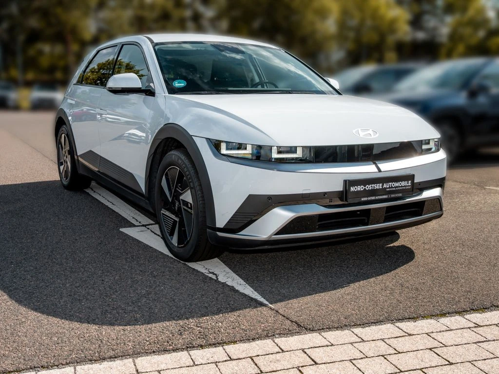Hyundai-IONIQ 5-image-3