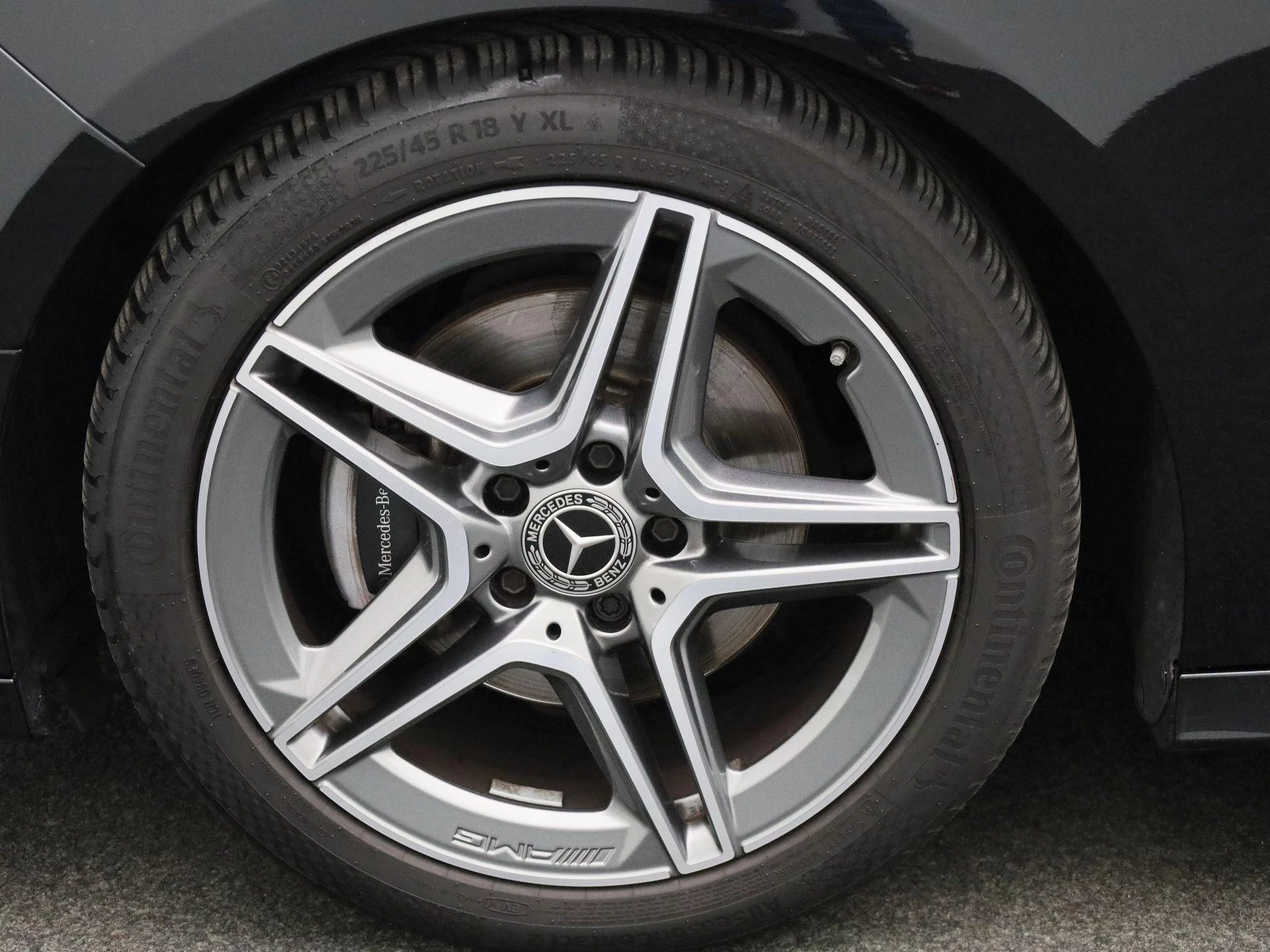 Mercedes-Benz-B-Klasse-image-12
