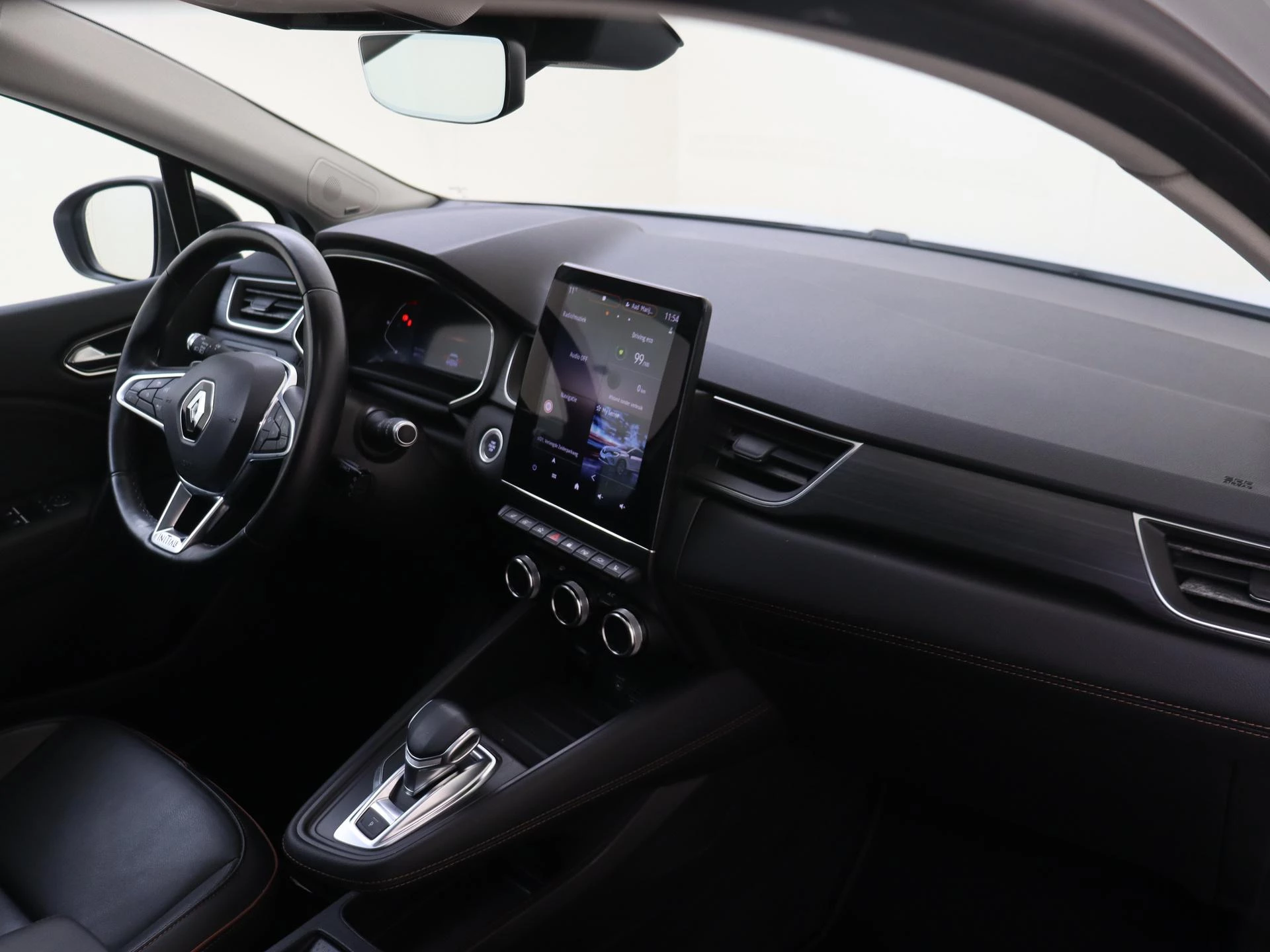 Renault-Captur-image-13