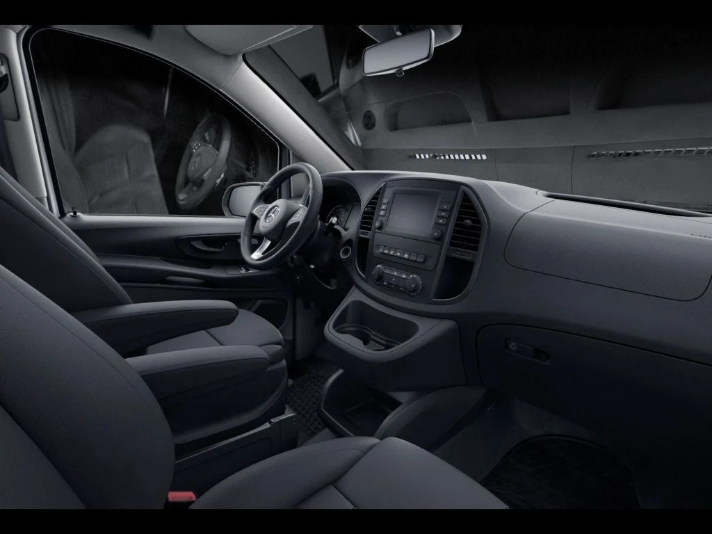 Mercedes-Benz-Vito 124-image-10