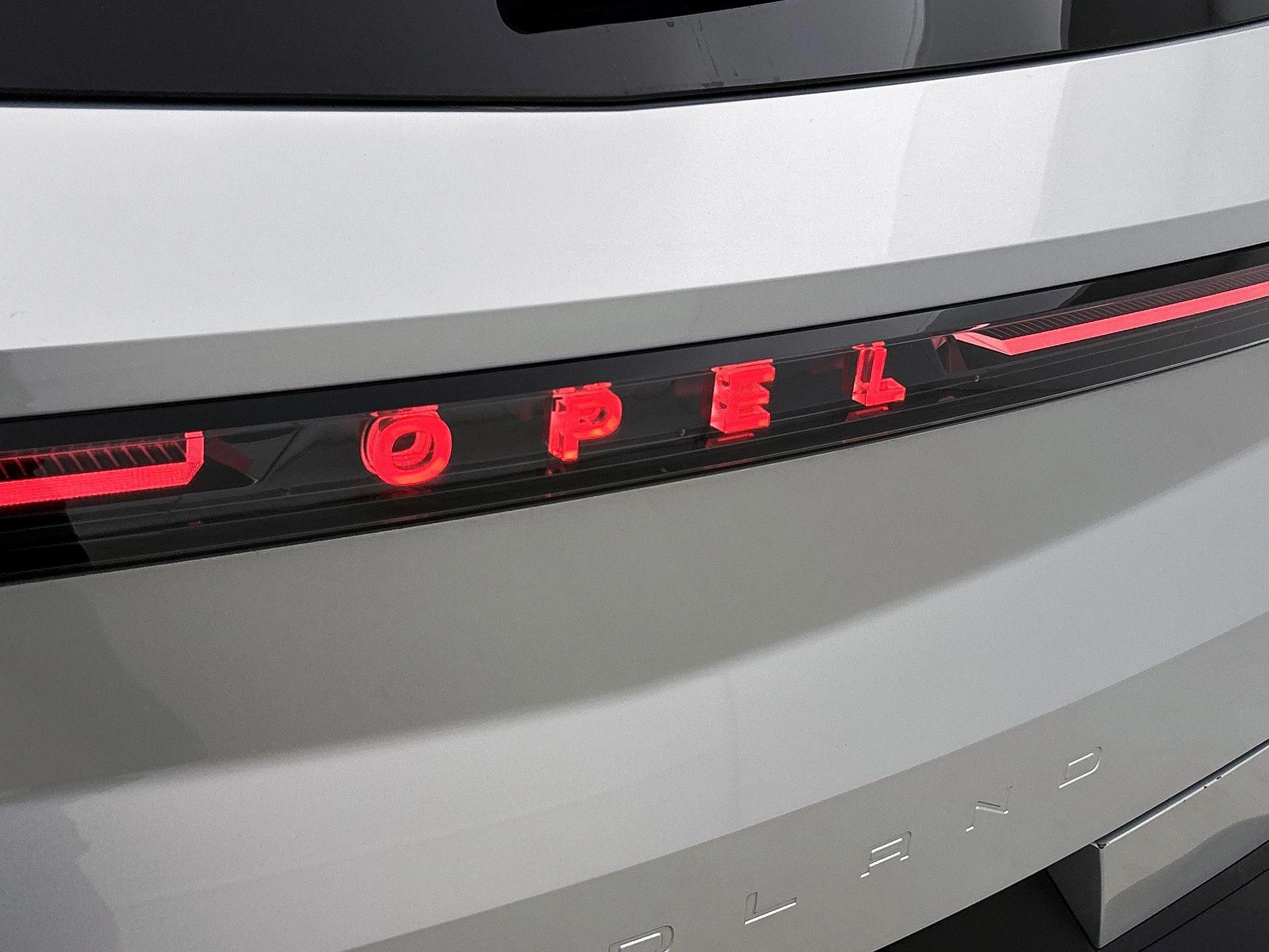 Opel-Grandland-image-13