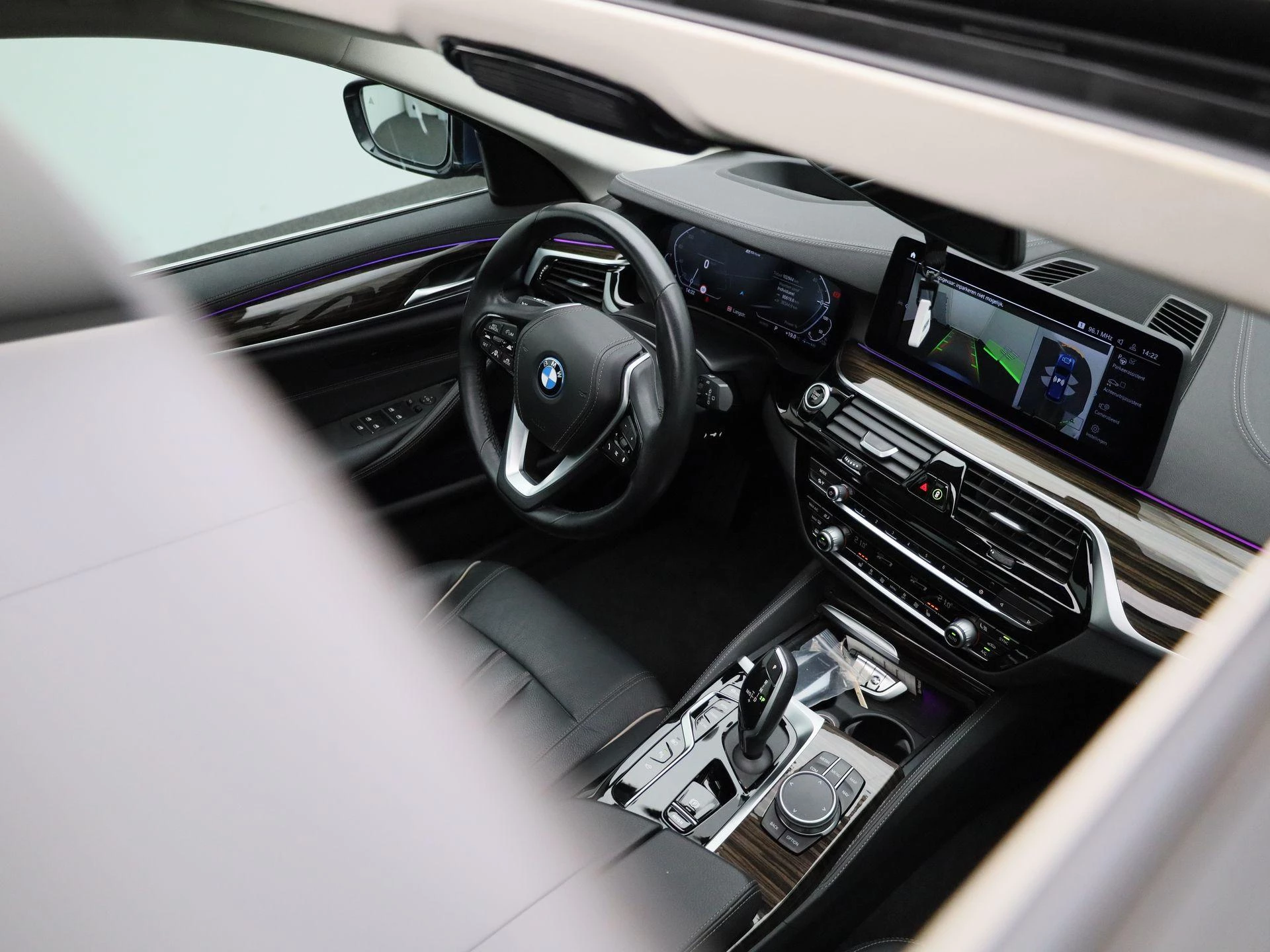 BMW-5 Serie-image-48