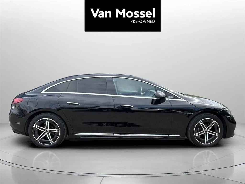 Mercedes-Benz-EQE-image-3