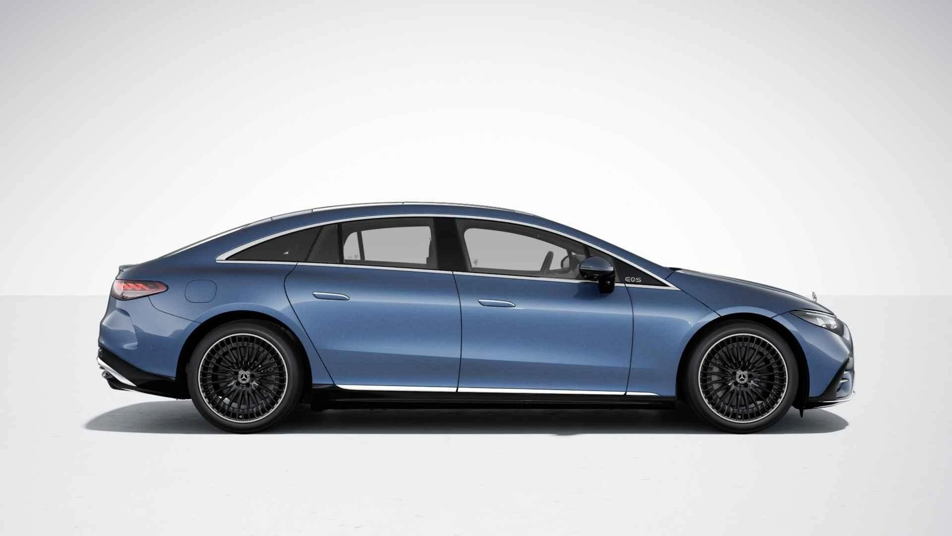 Mercedes-Benz-EQS-image-7