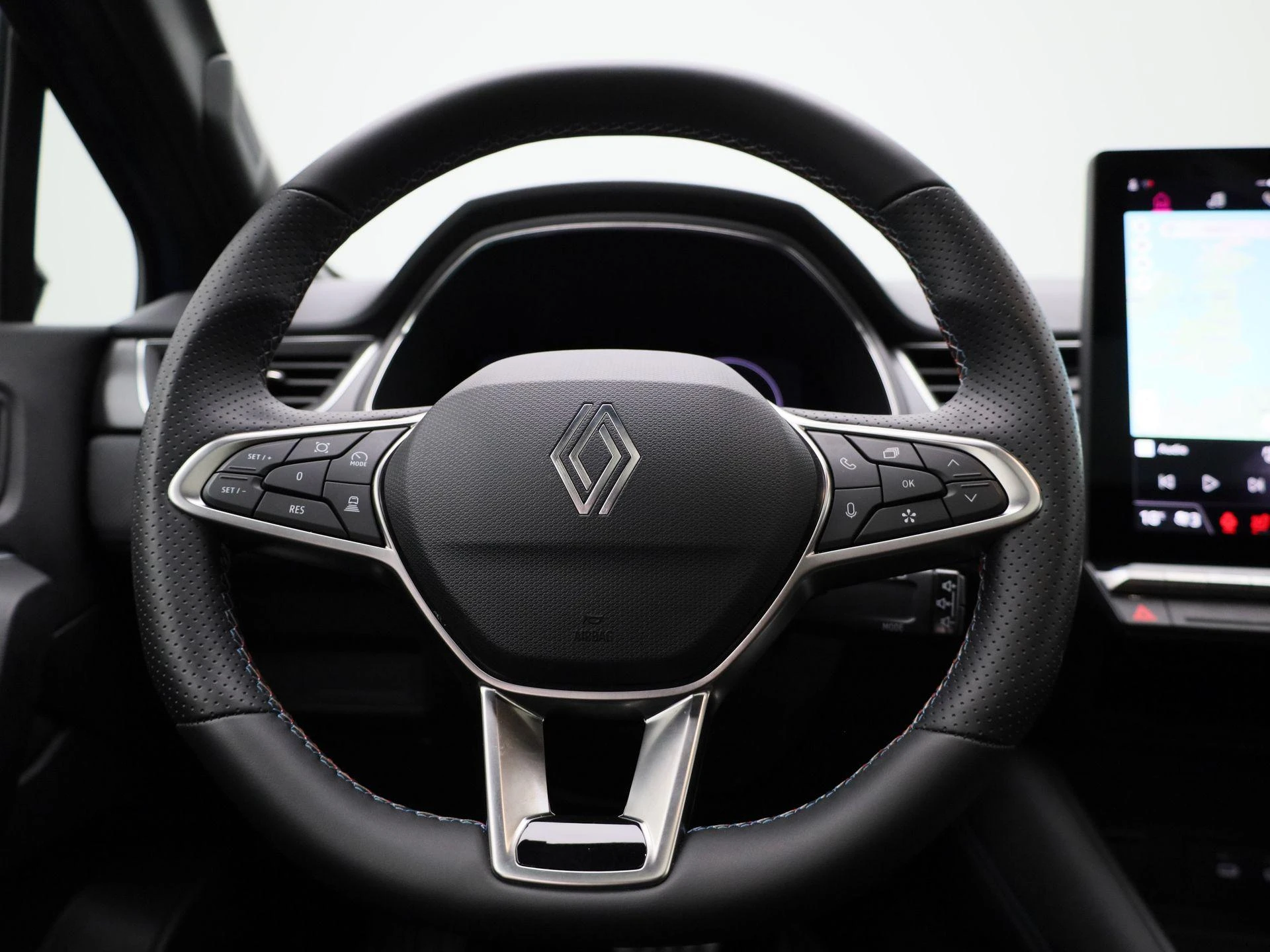 Renault-Captur-image-6