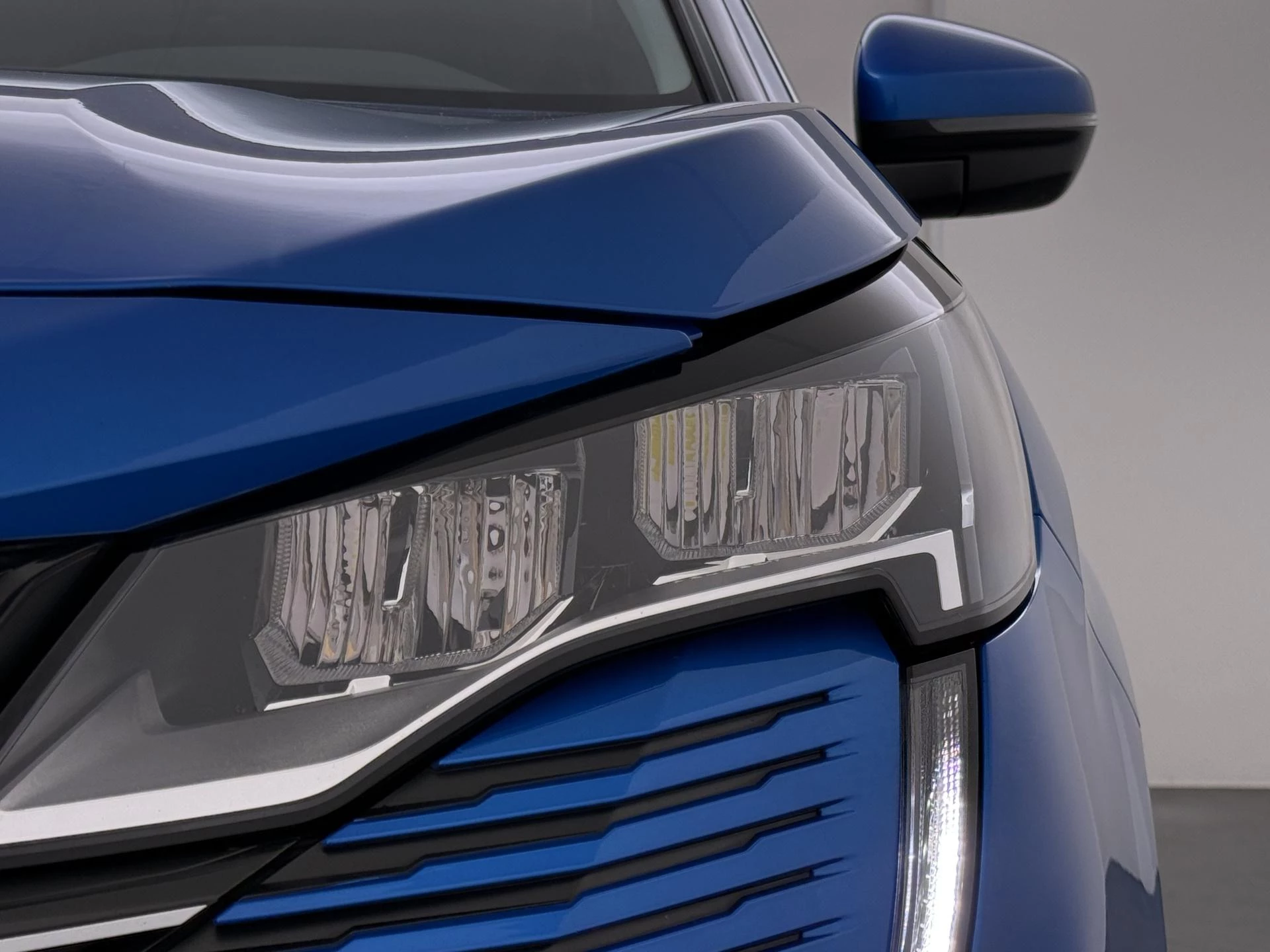 Peugeot 3008 1.6 HYbrid 225 Blue Lease Allure