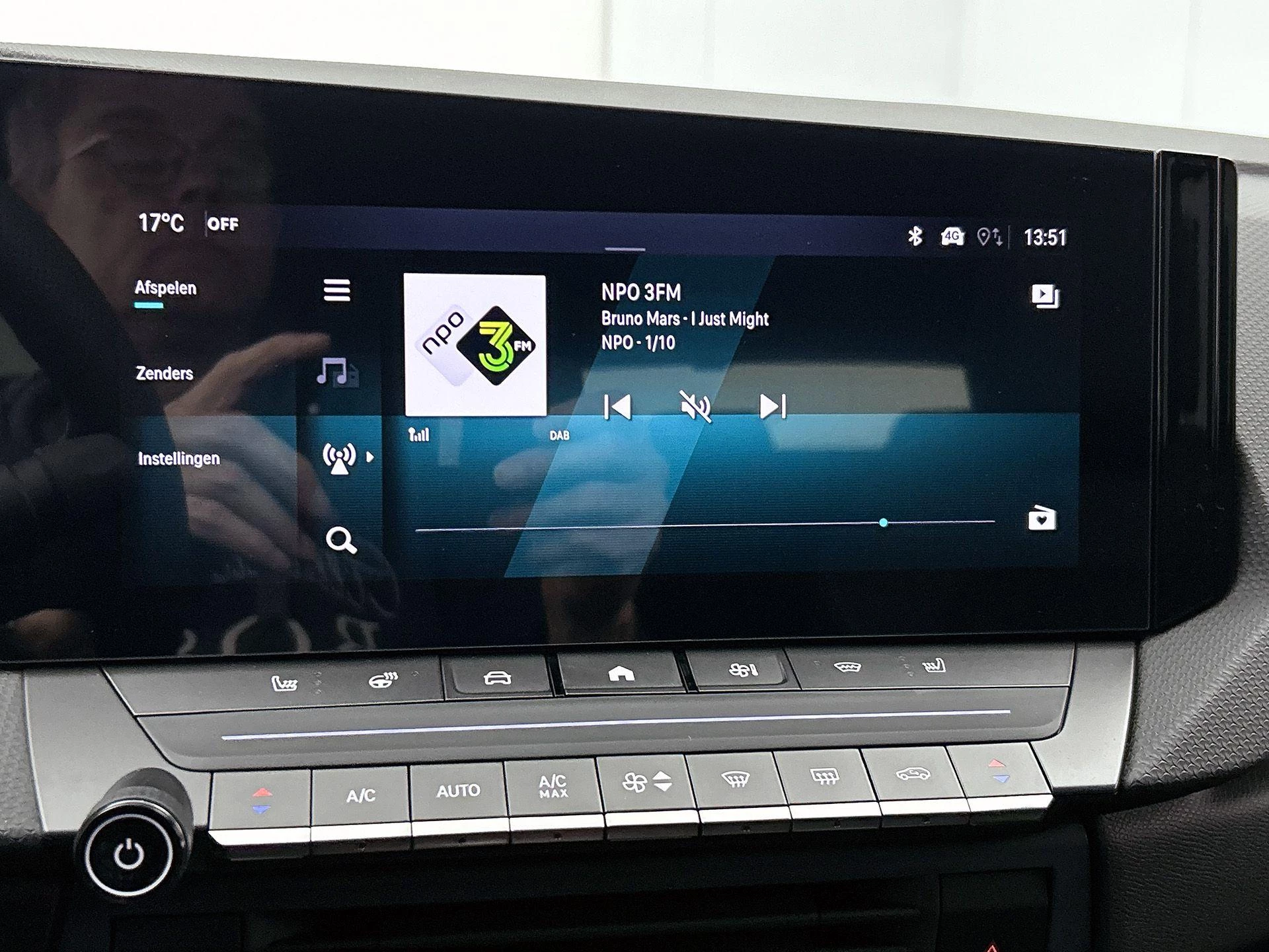 Opel-Astra-image-6
