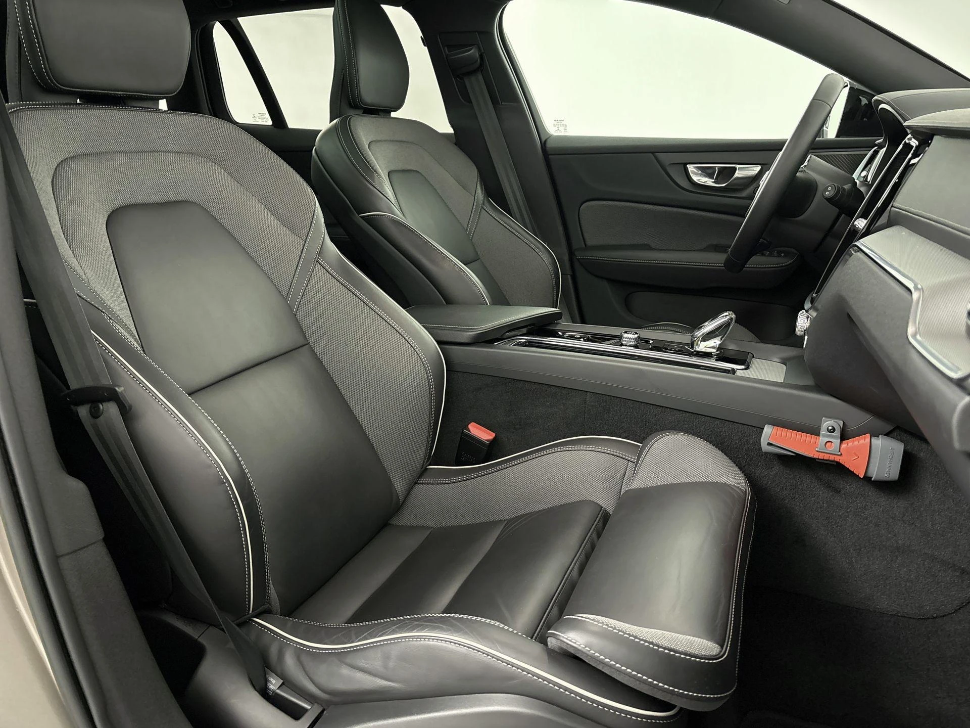Volvo-V60-image-33