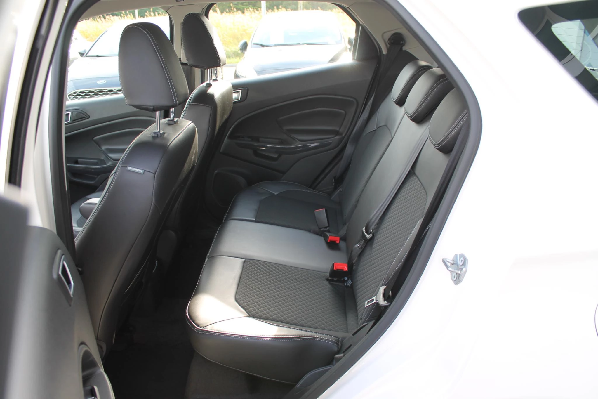 Ford-EcoSport-image-12