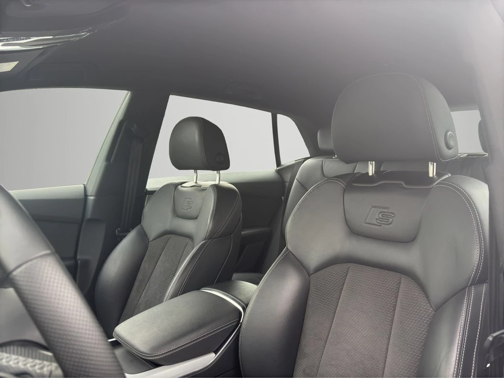 Audi Q8 50 TDI quattro *S-LINE*LUFTFEDERUNG*NAVI*