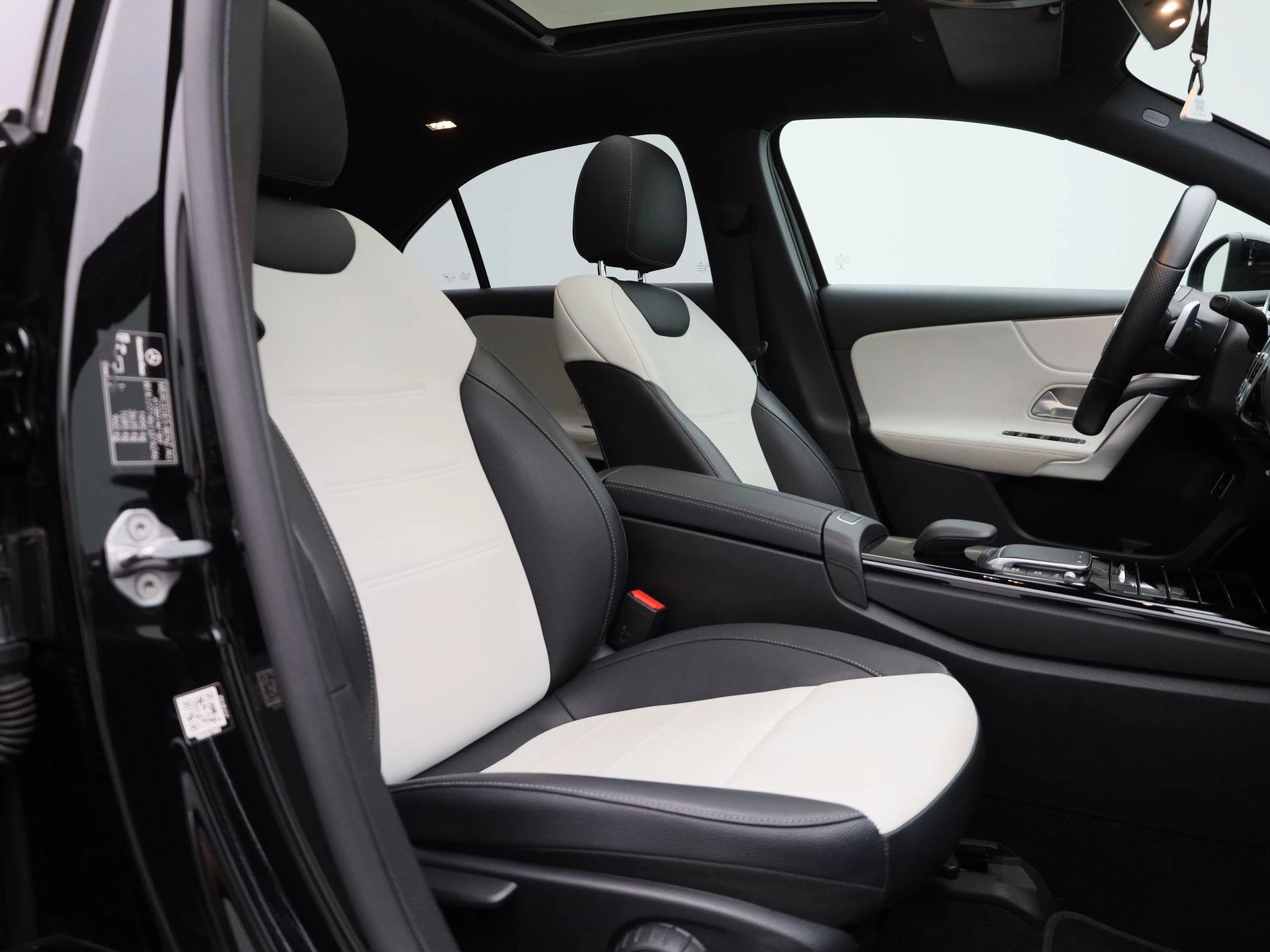 Mercedes-Benz A-Klasse 250 Premium