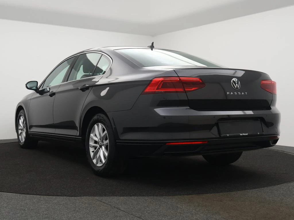 Volkswagen Passat Passat Style 'Business' 2.0TDI 122PK *AUTOMAAT*NAVI*CAMERA*ACC*PDC*APP*-CONNECT*...*