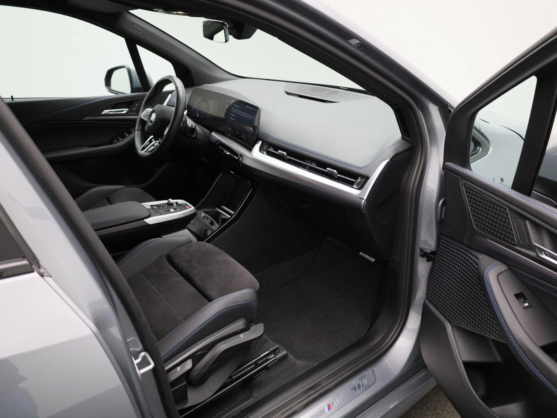 BMW-2 Serie-image-30