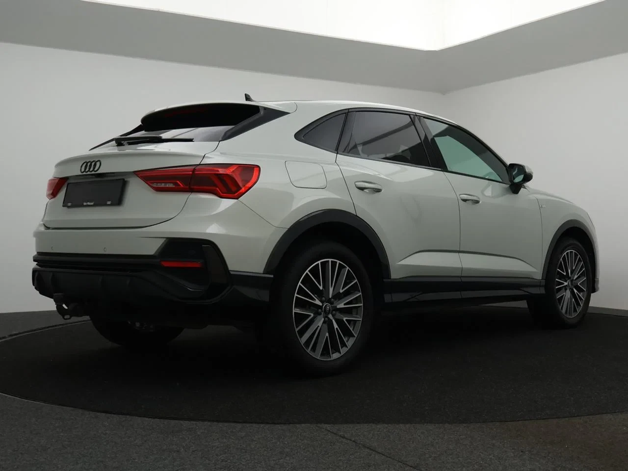 Audi-Q3-image-4