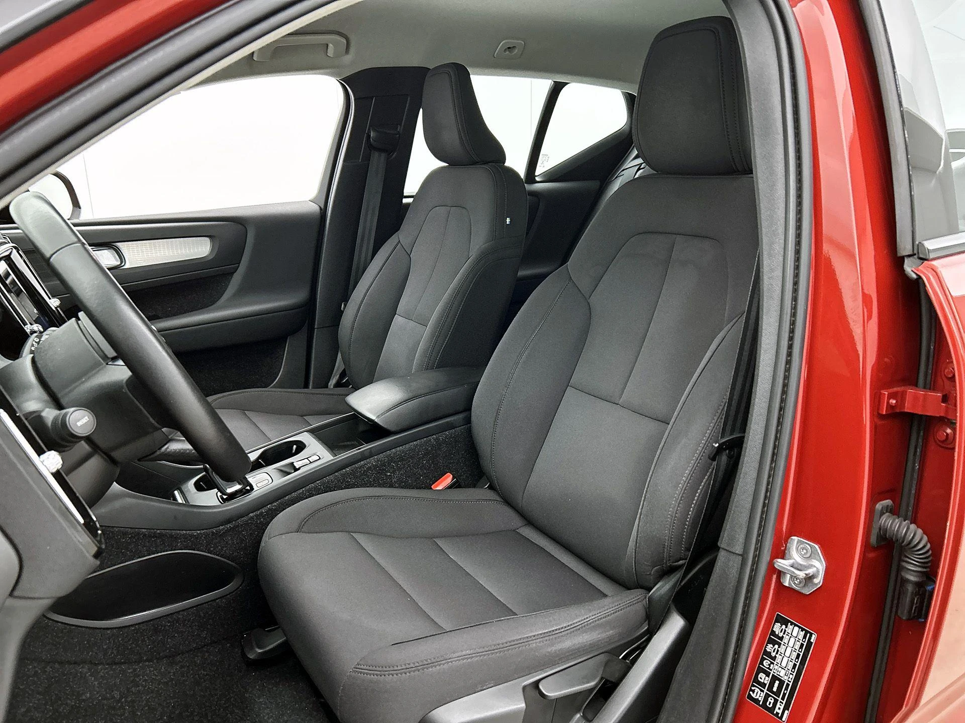 Volvo-XC40-image-41