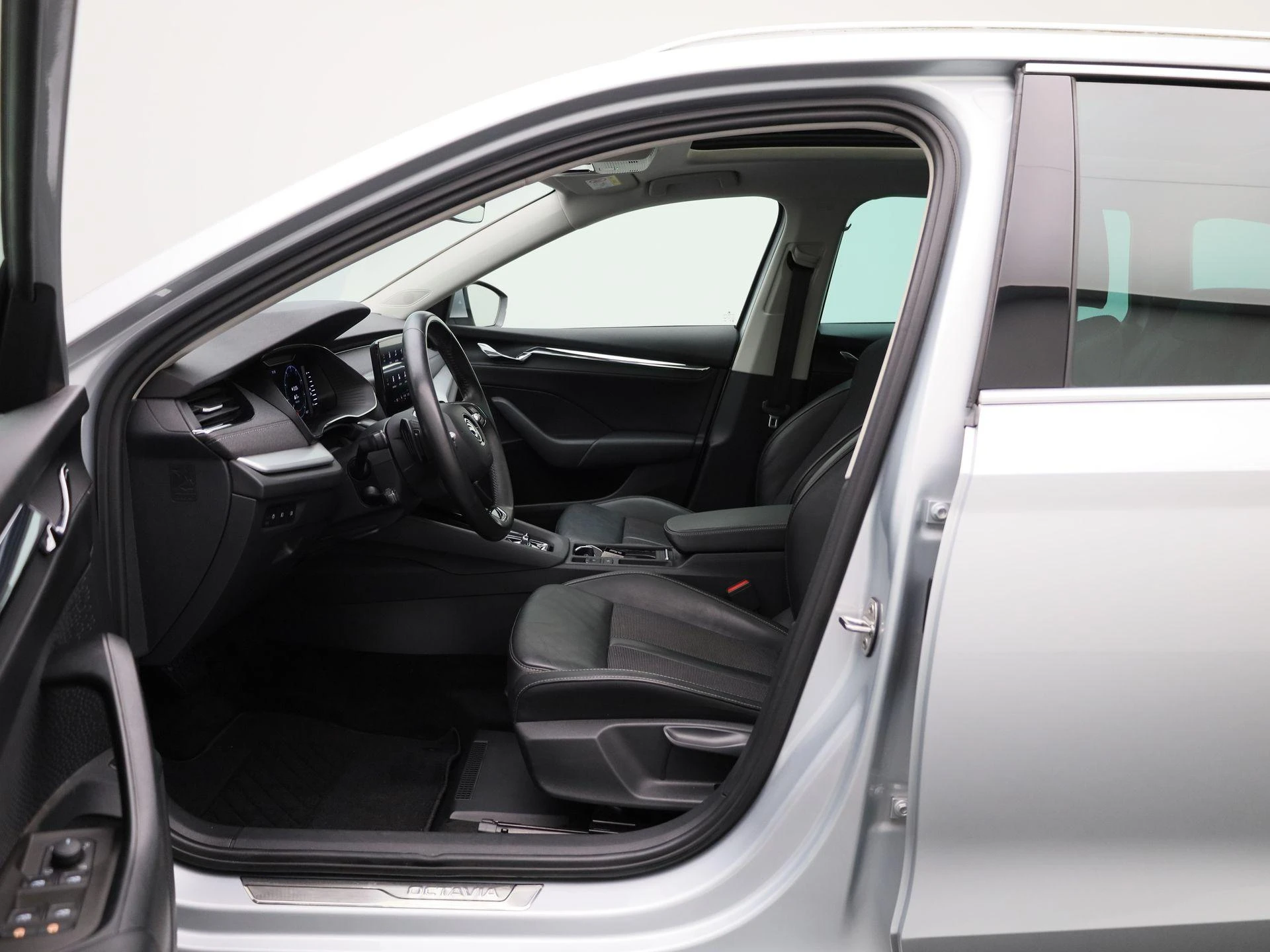 Škoda-Octavia-image-9