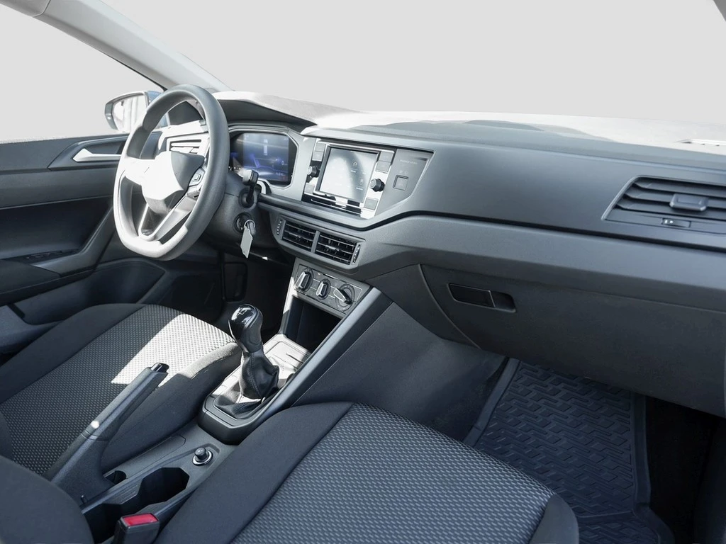 Volkswagen-Polo-image-8
