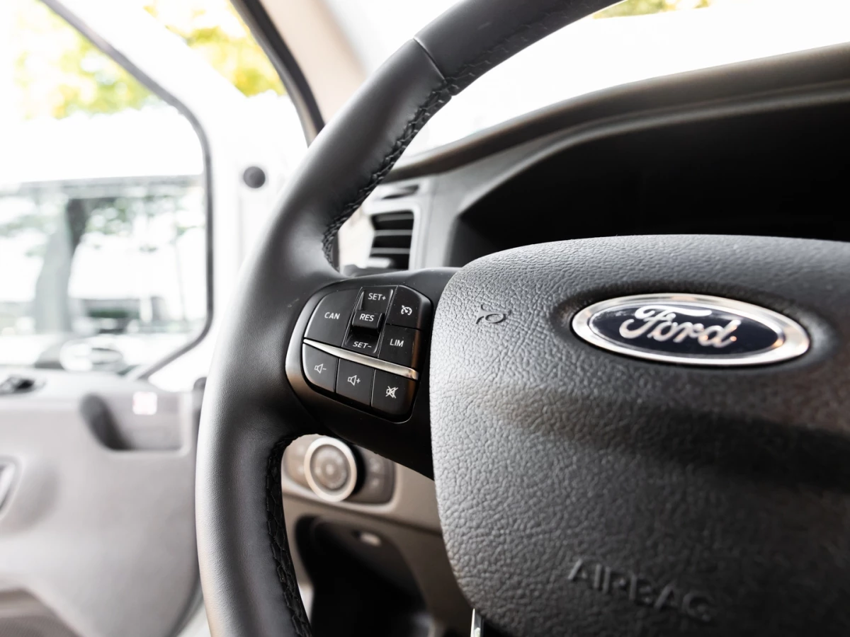 Ford-Transit-image-17