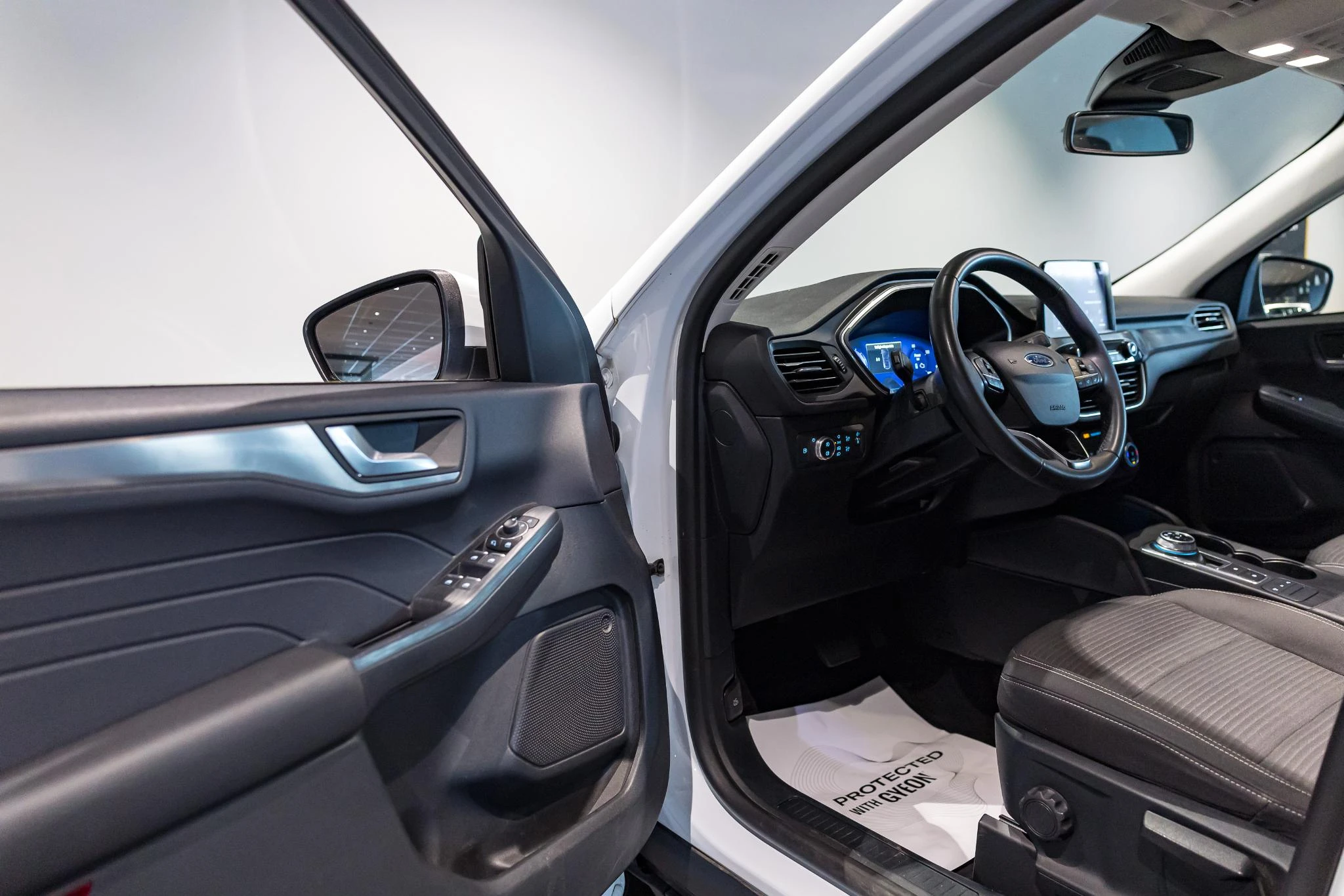 Ford-Kuga-image-19