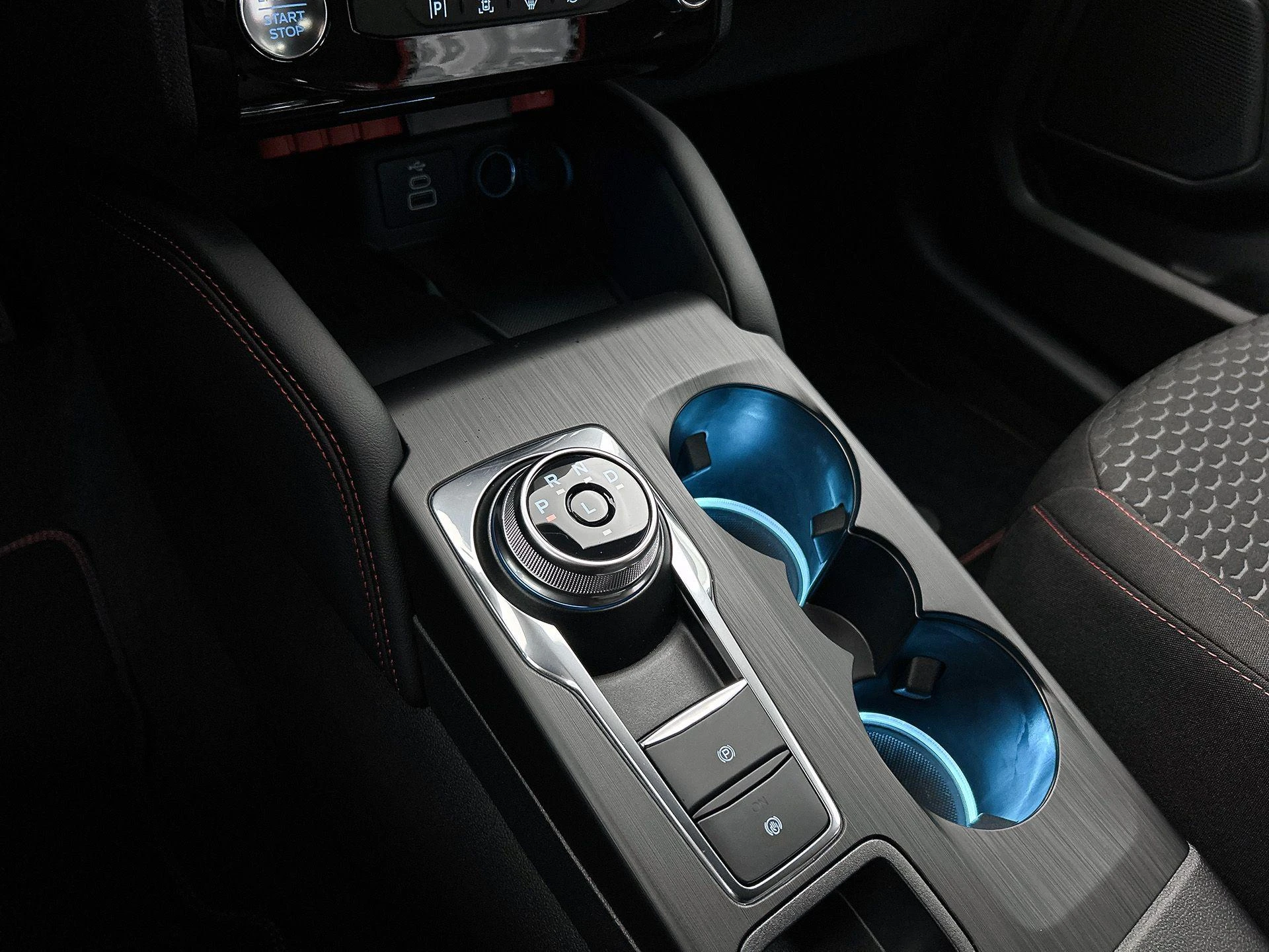 Ford-Kuga-image-19