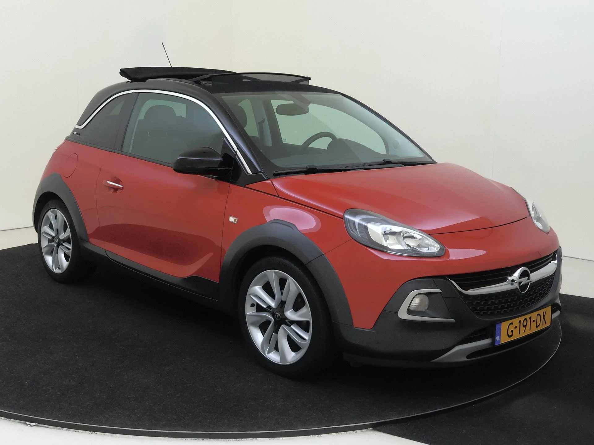 Opel Adam