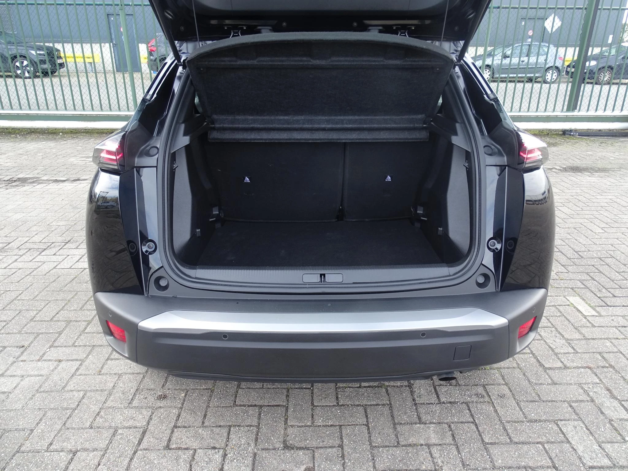 Peugeot 2008 1.2T Style