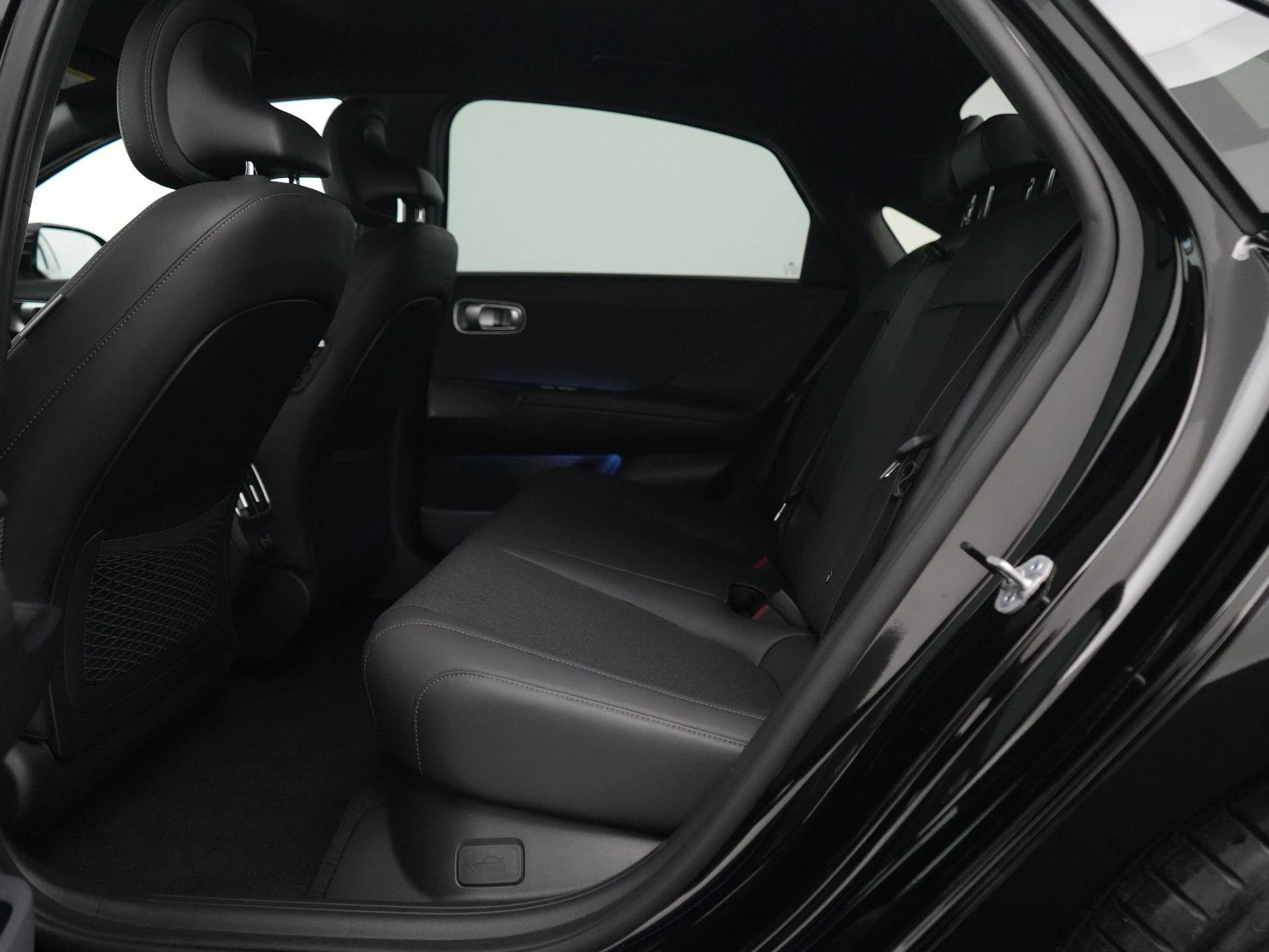 Hyundai IONIQ 6 Business 77.4 kWh