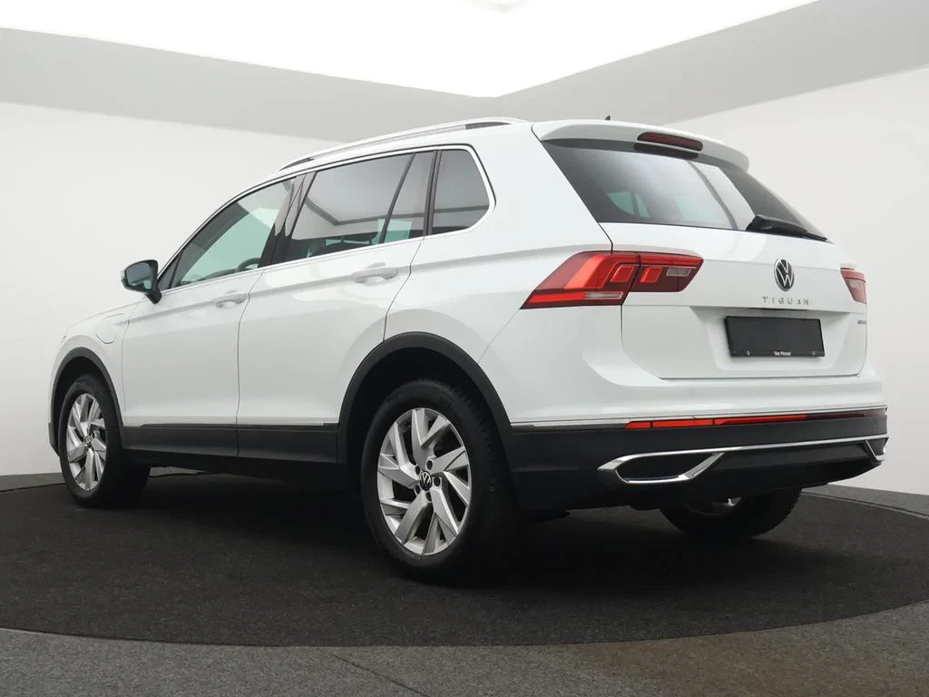 Volkswagen-Tiguan-image-5