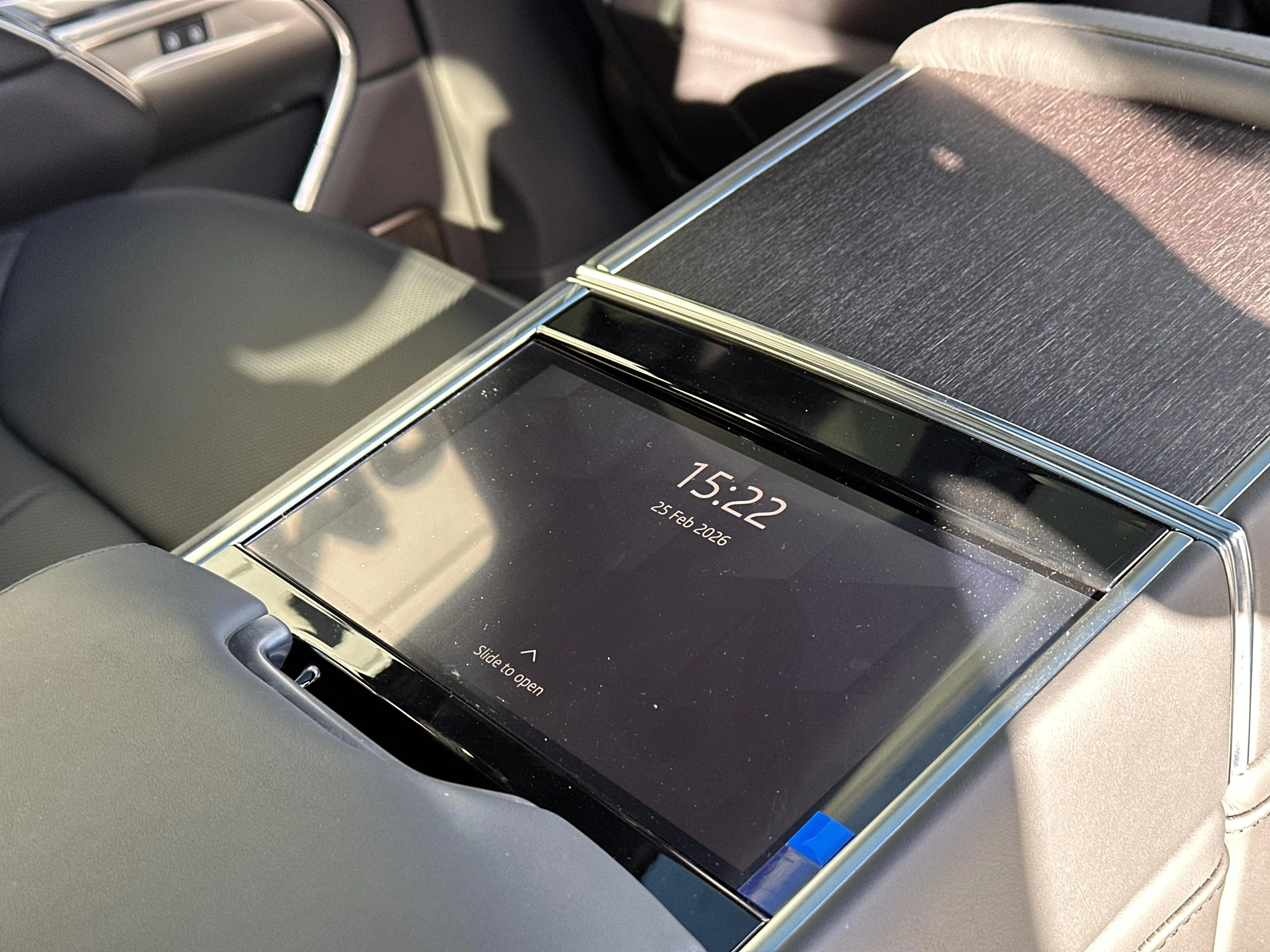 Land Rover-Range Rover-image-13