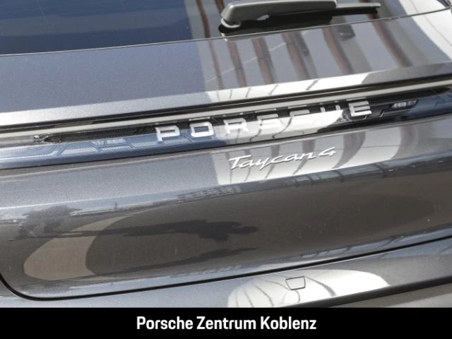 Porsche-Taycan-image-10