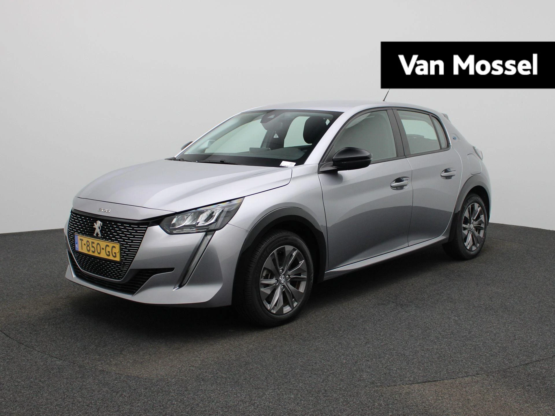 Peugeot-e-208-image-0