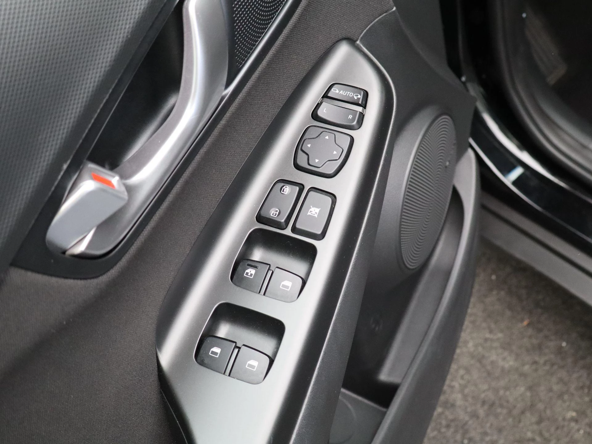 Hyundai Kona 1.6 GDI HEV Comfort Smart Automaat |