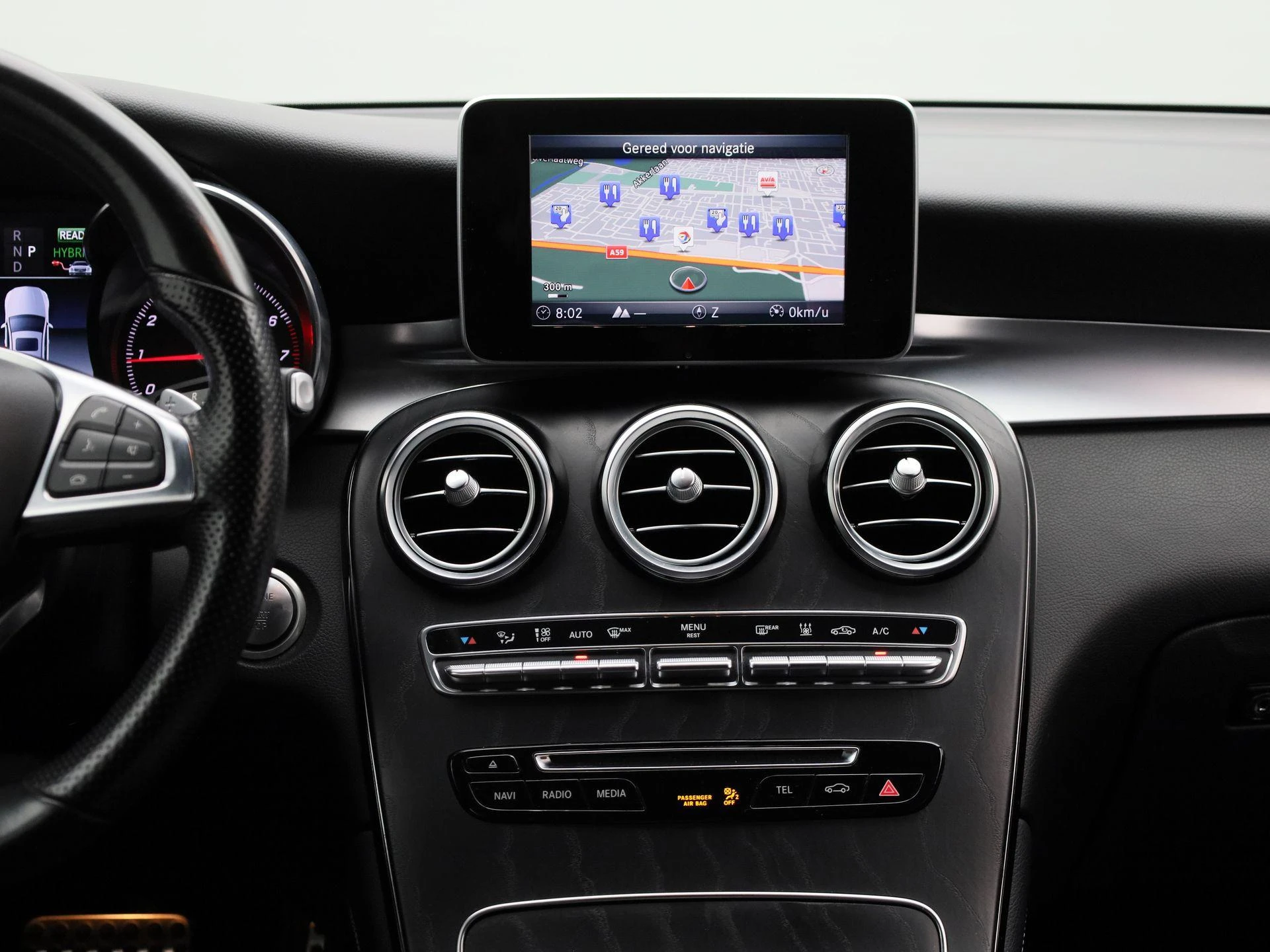 Mercedes-Benz-GLC-image-7