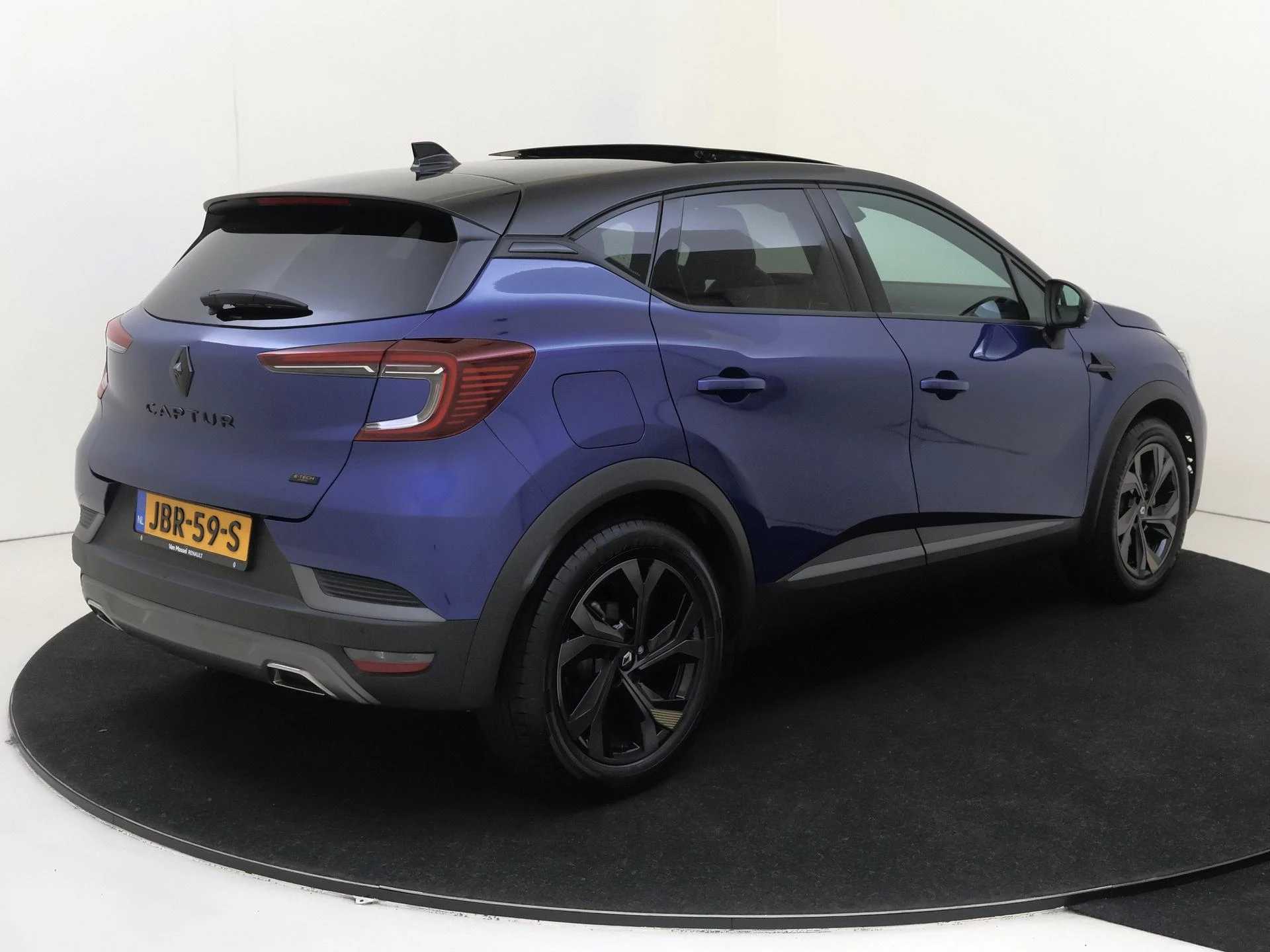 Renault-Captur-image-3