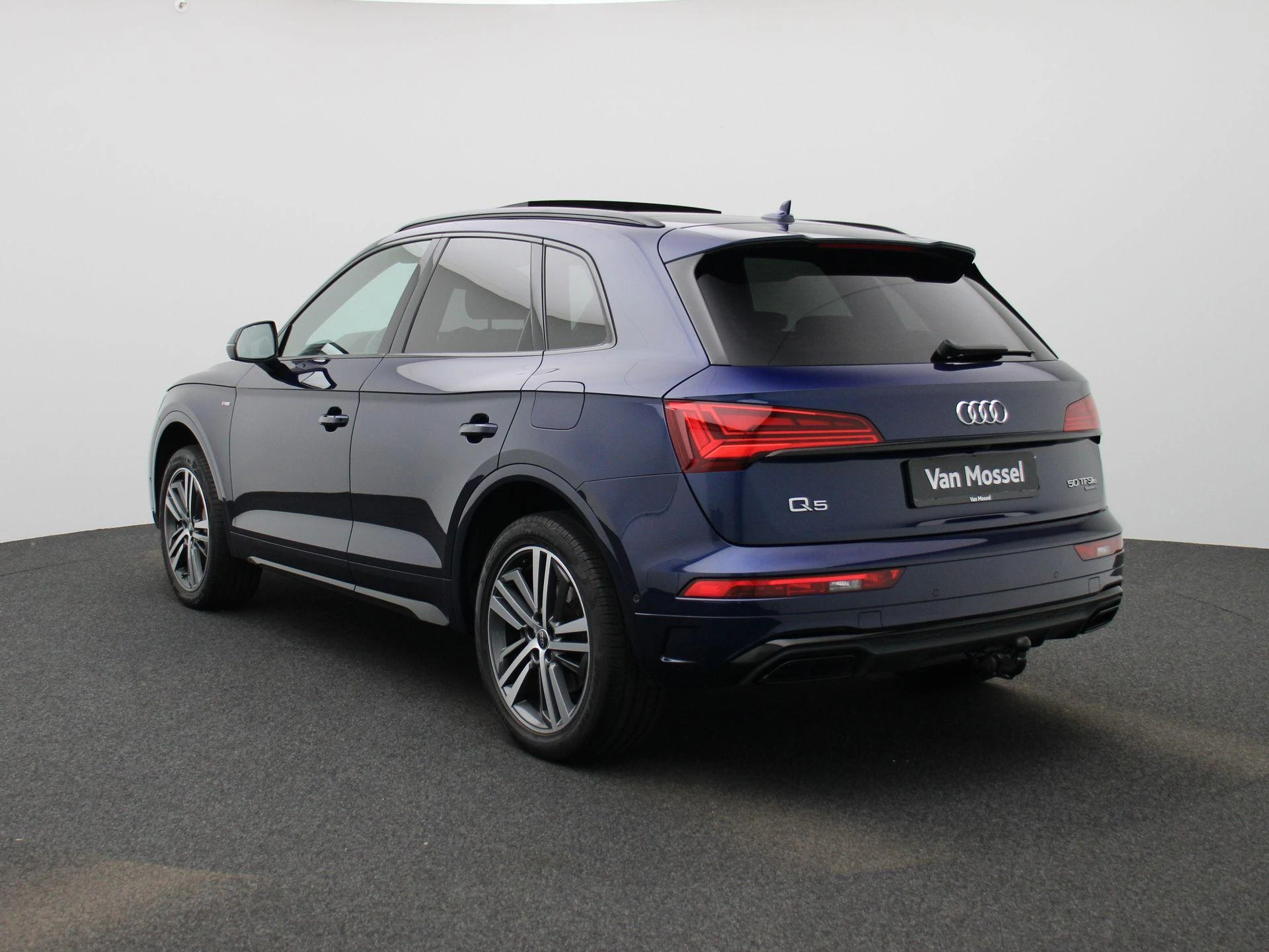 Audi-Q5-image-1