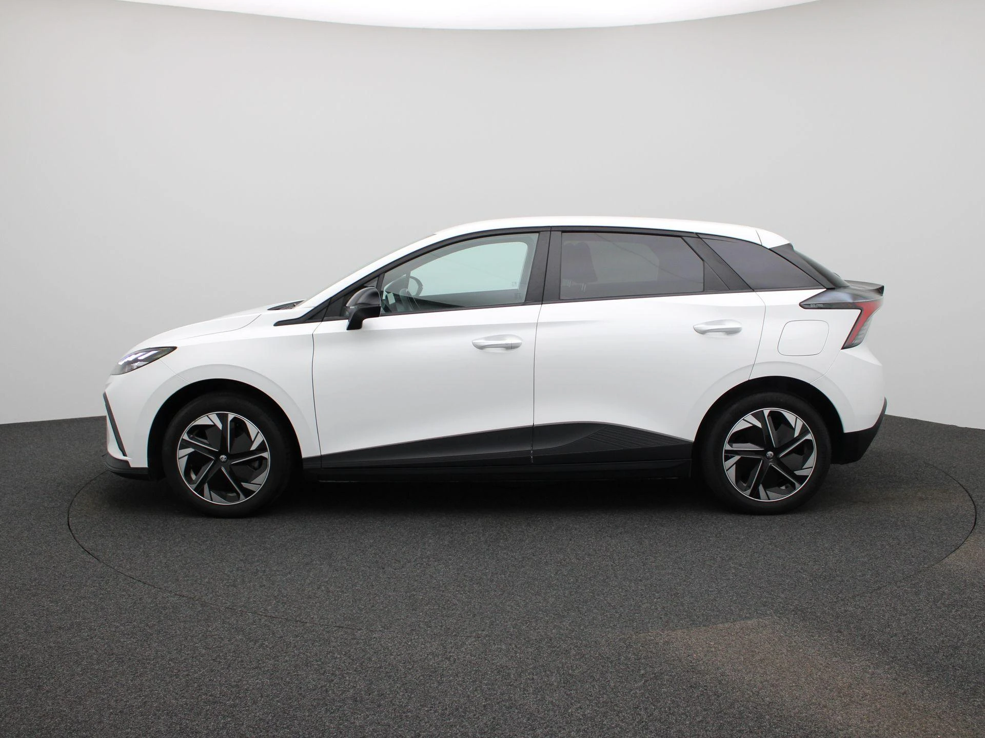 MG-MG4 EV-image-3