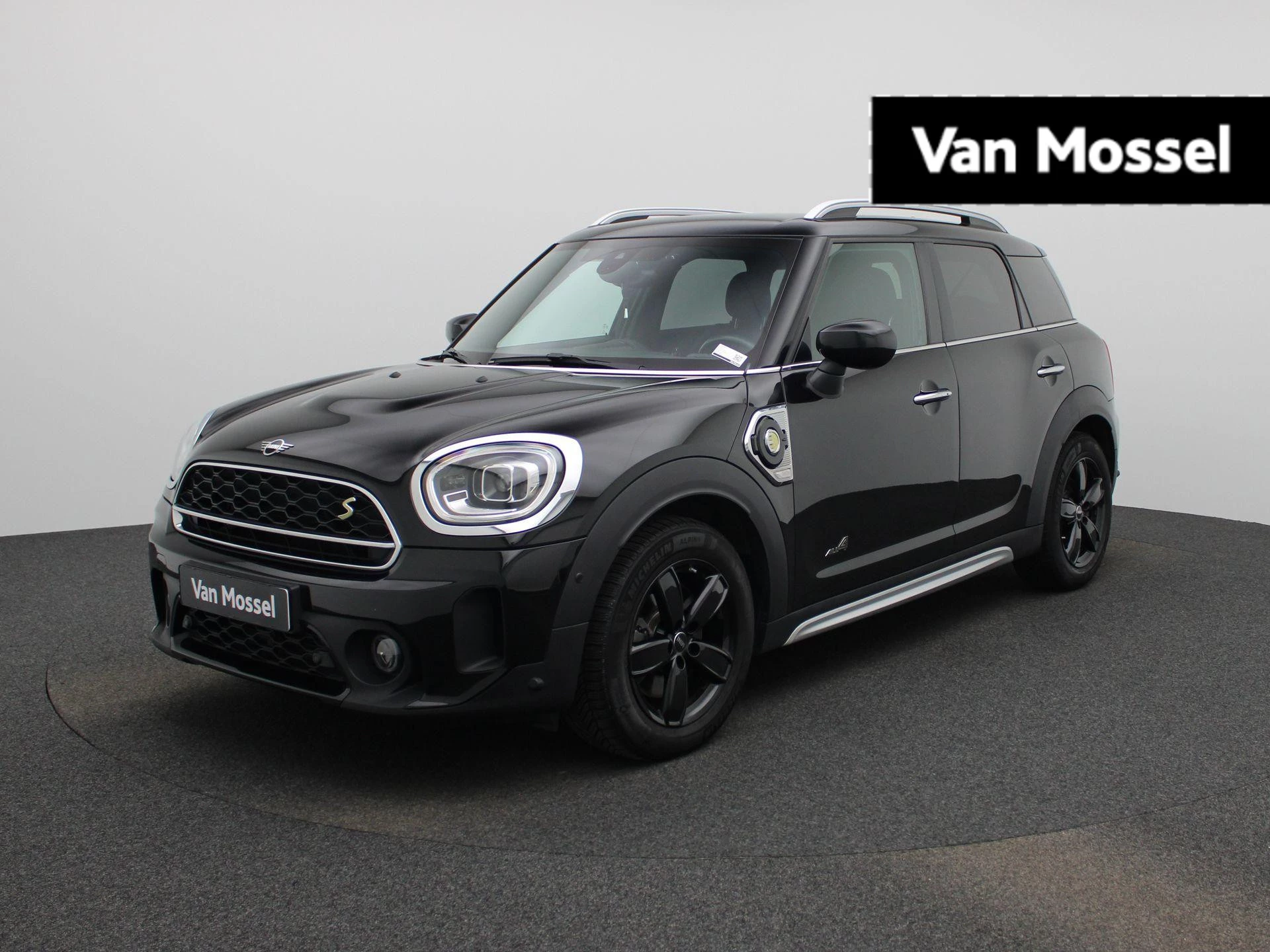 MINI-Countryman-image-0
