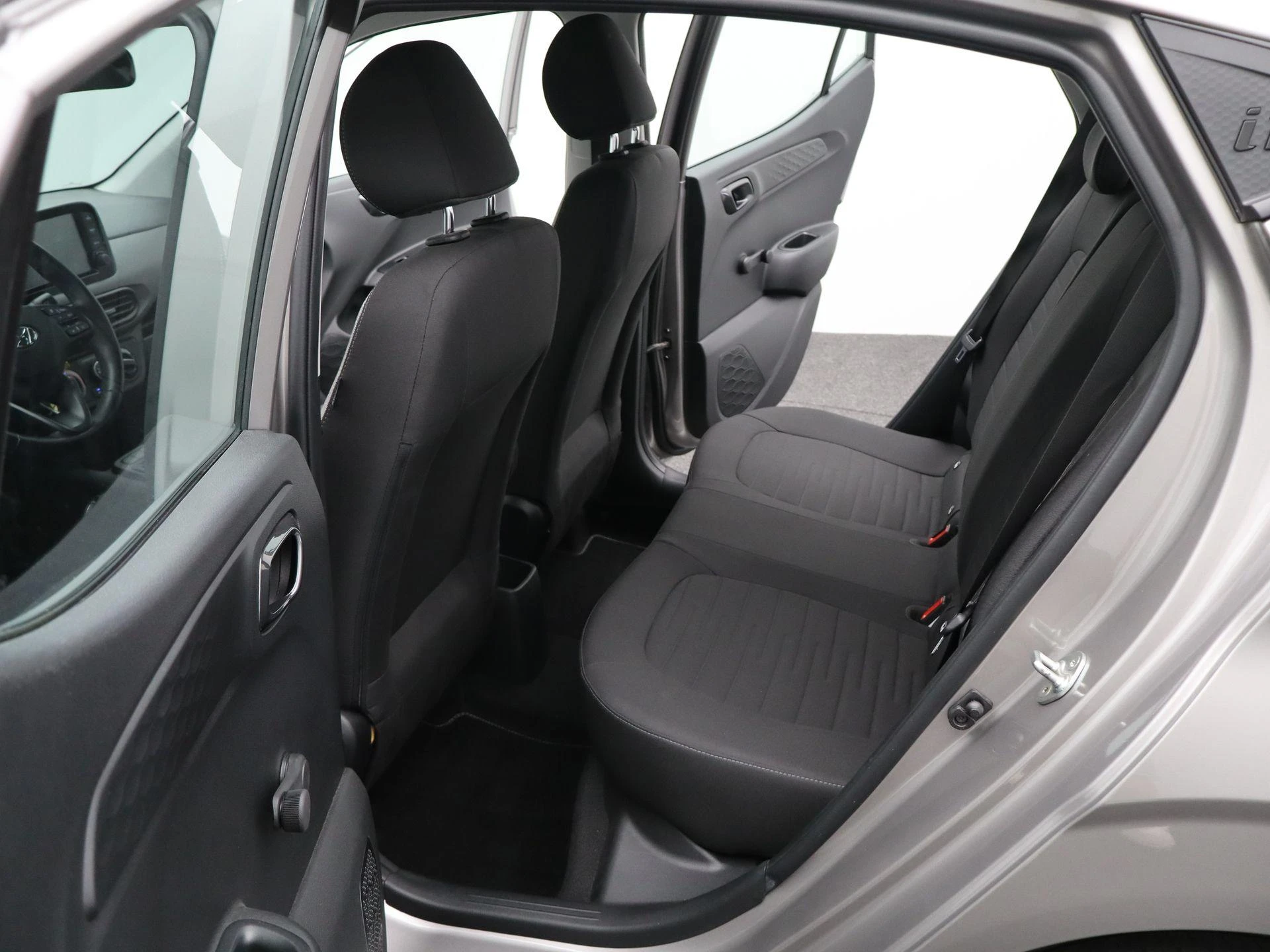 Hyundai-i10-image-11