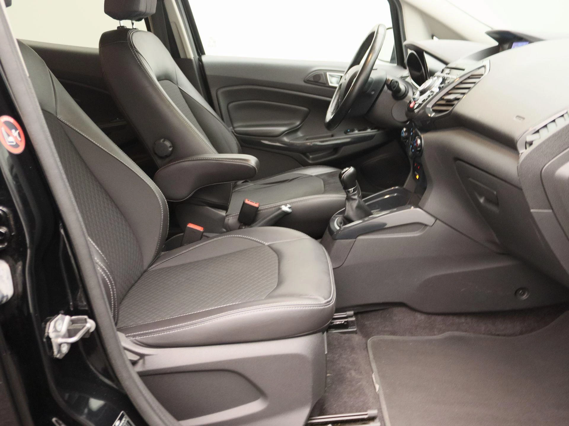 Ford-EcoSport-image-23