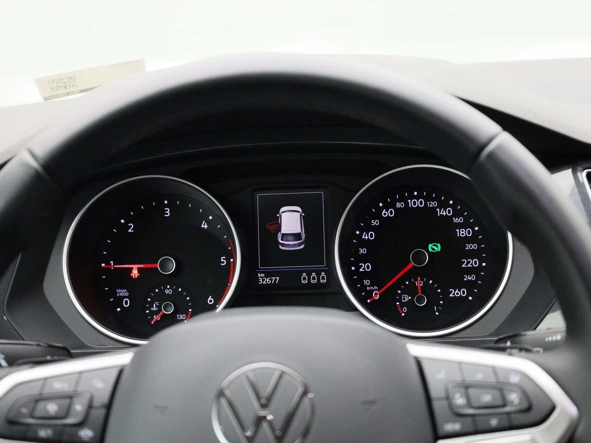 Volkswagen-Tiguan-image-7