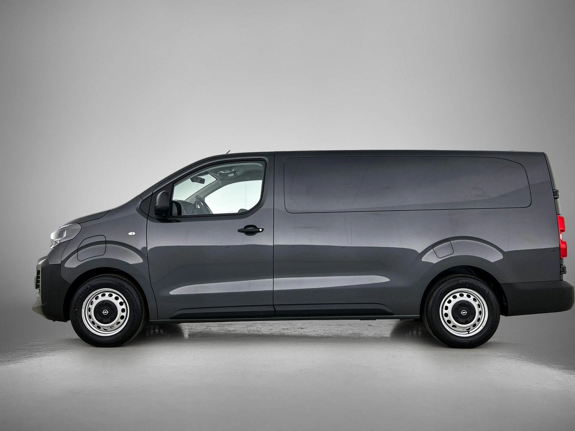 Opel-Vivaro-e-image-1