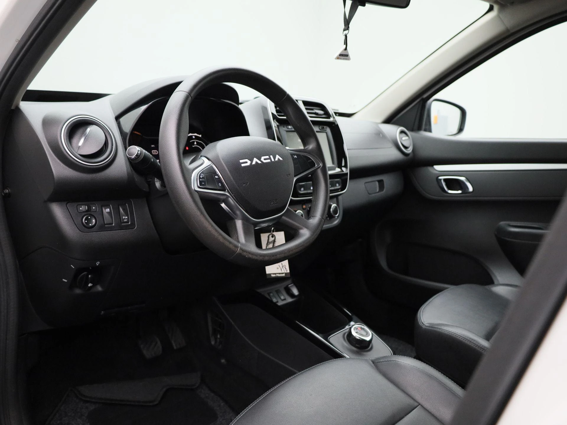Dacia-Spring-image-28