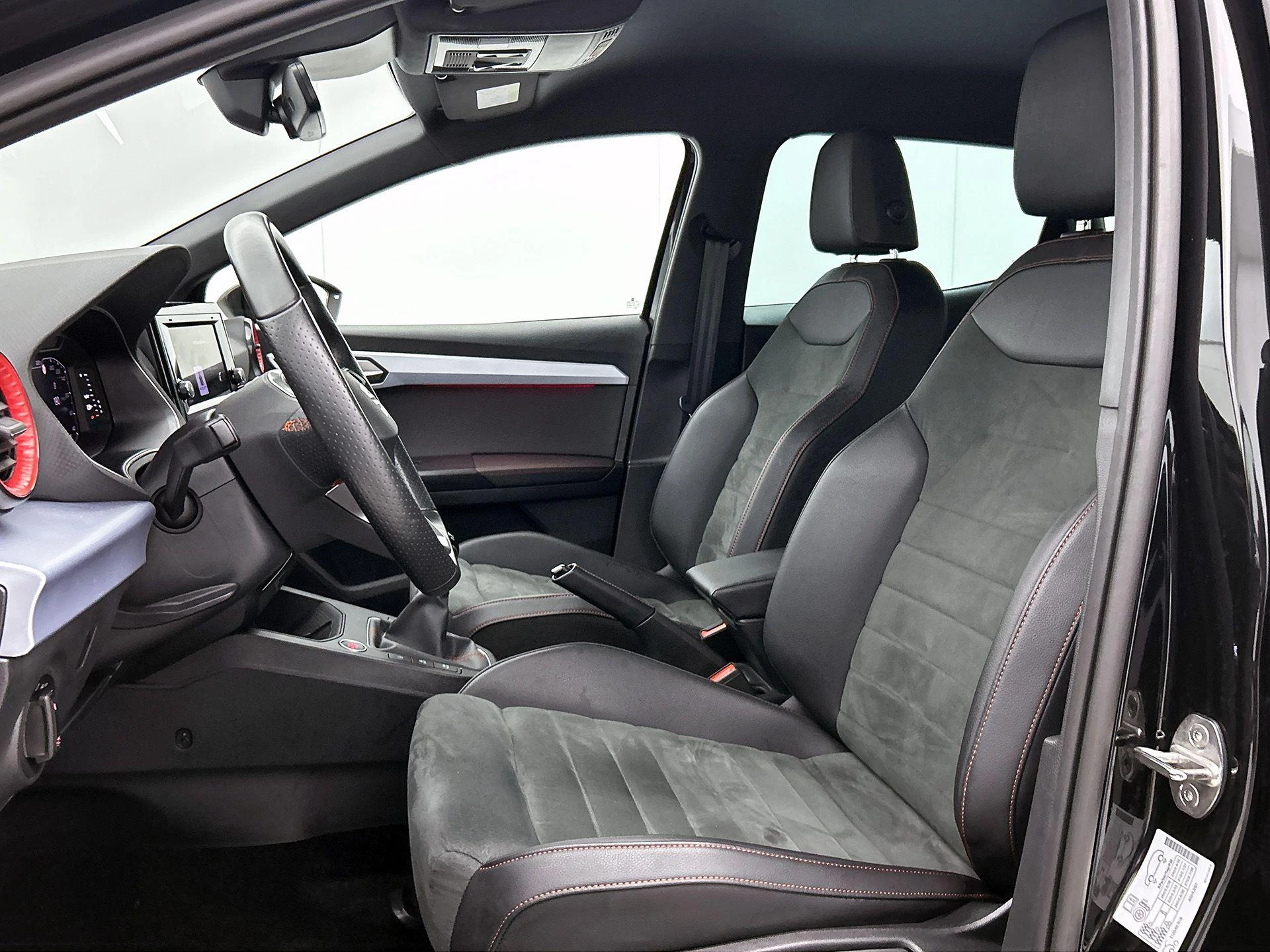 SEAT-Ibiza-image-31