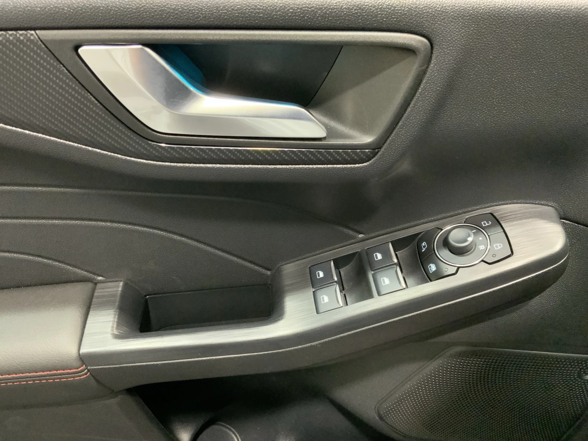 Ford Kuga ST-Line Aut.*KAM*LED-MATRIX*NAVI*GRA*WINTER-PKT.