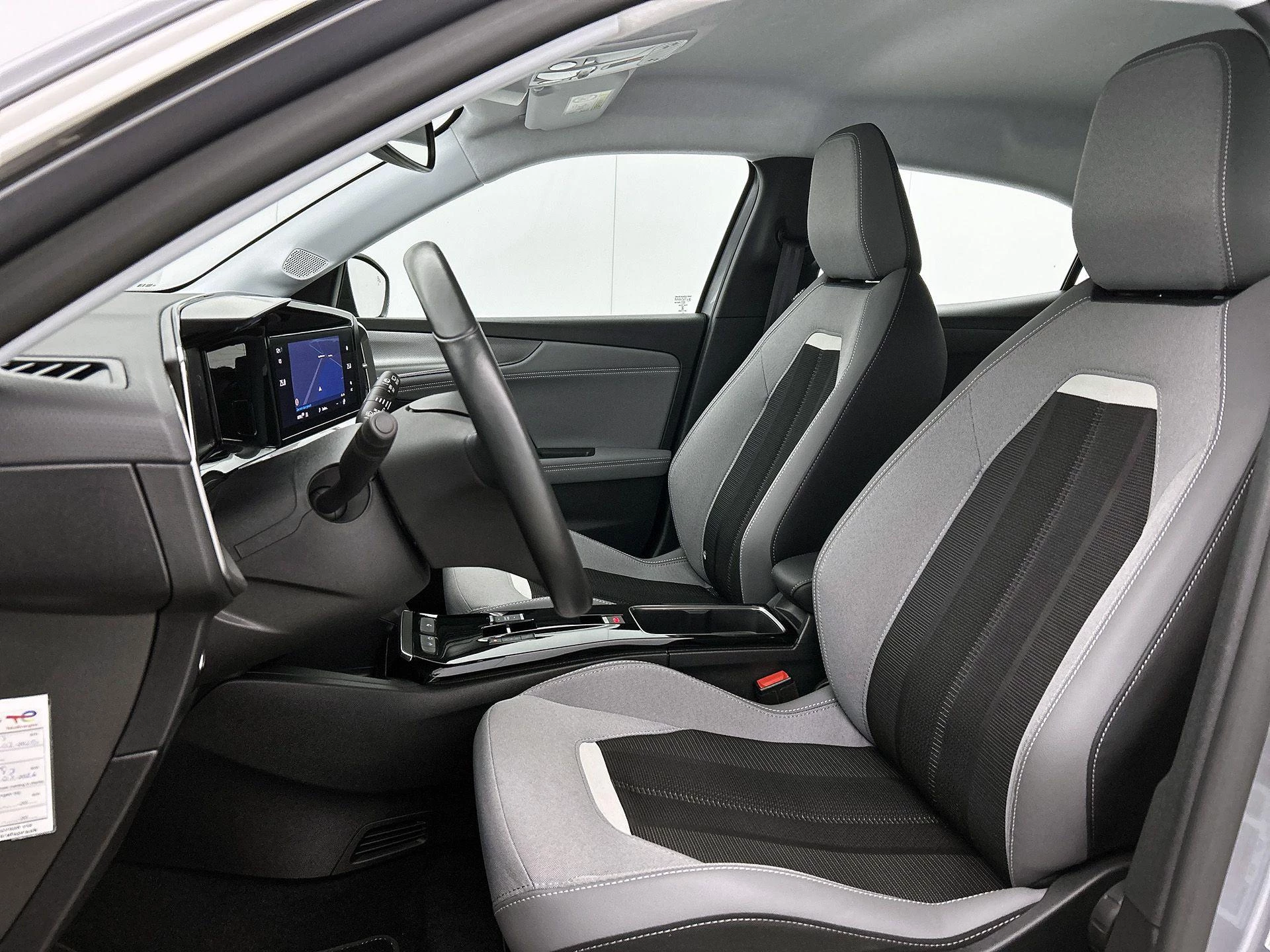 Opel-Mokka-e-image-33