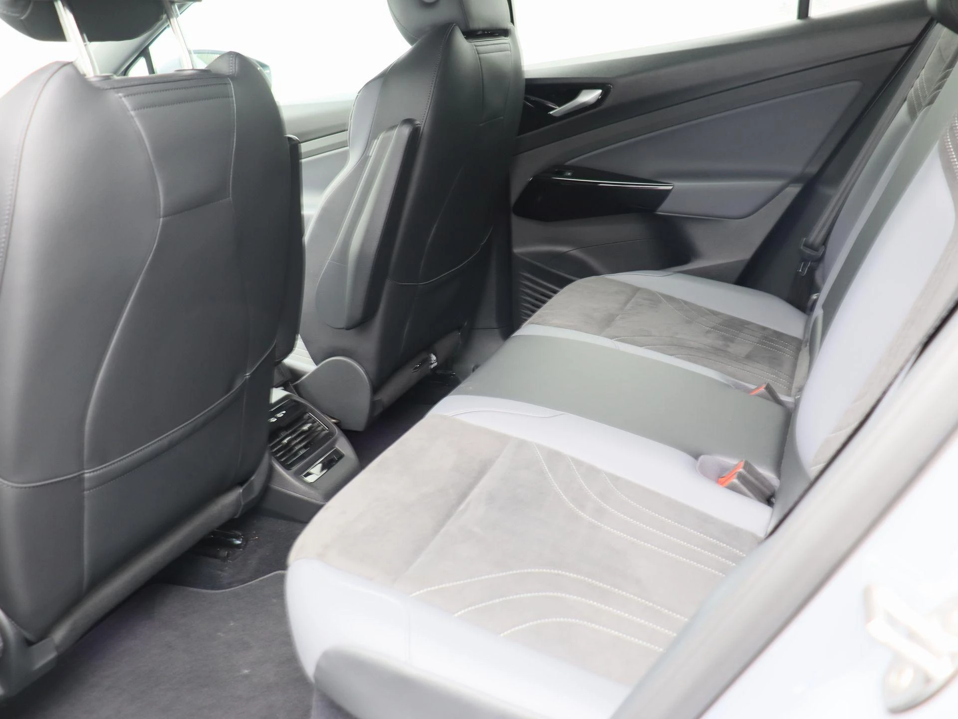 Volkswagen-ID.5-image-13
