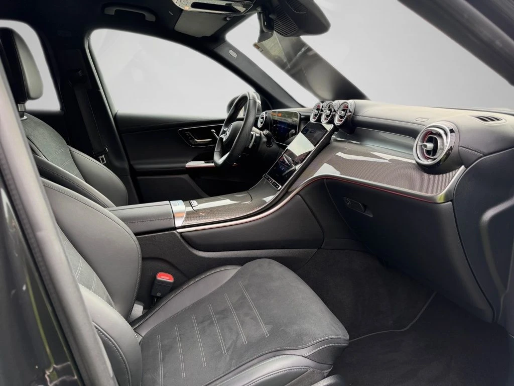 Mercedes-Benz-GLC 300 d-image-15