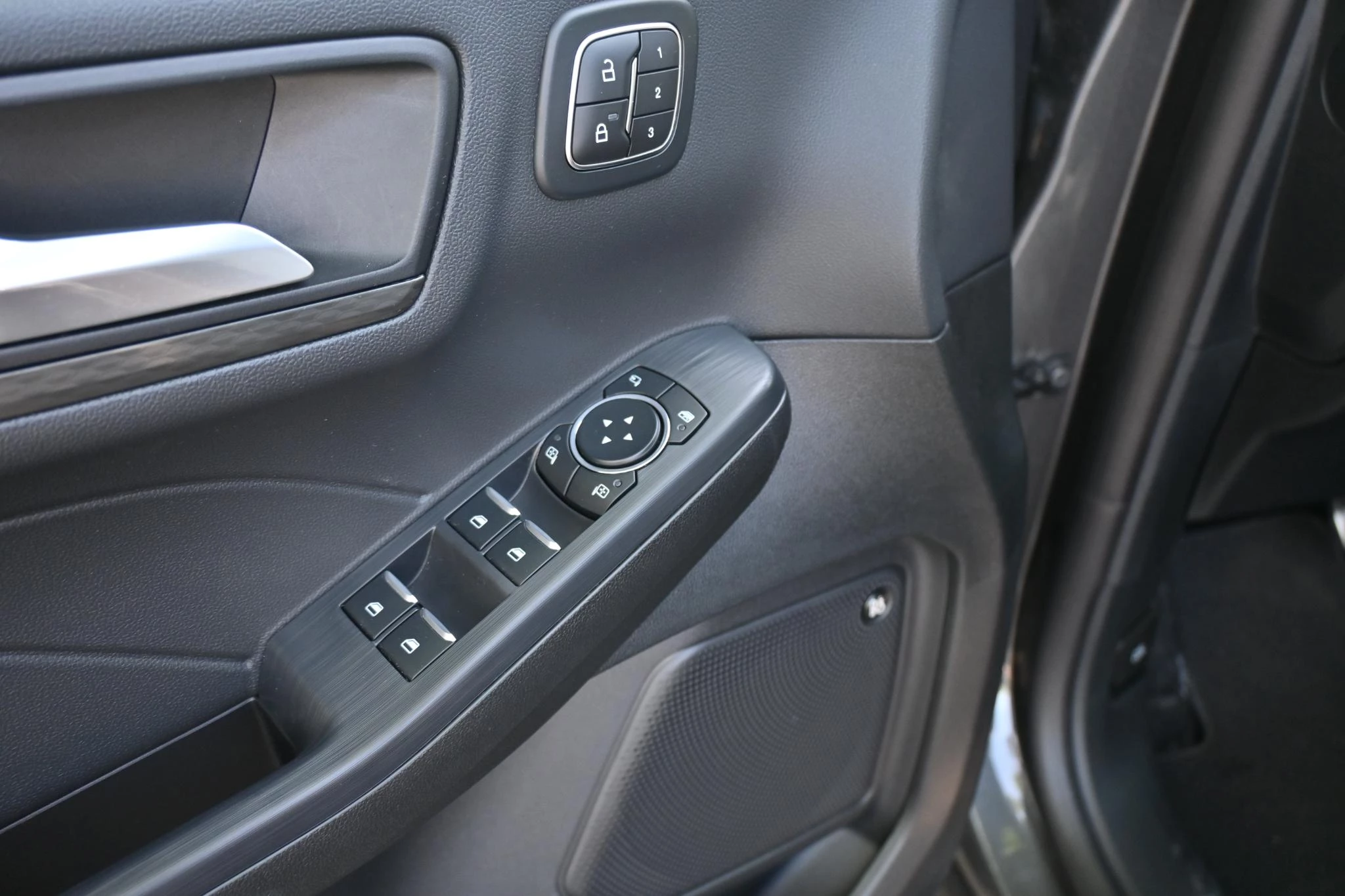 Ford Kuga 2.5 PHEV Sound Edition