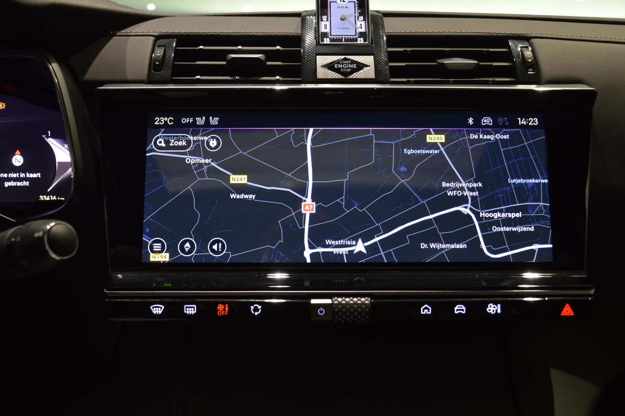 DS DS 7 1.6 PHEV 300 4x4 Etoile