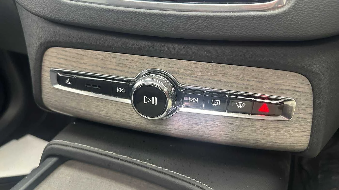 Volvo-XC90-image-49
